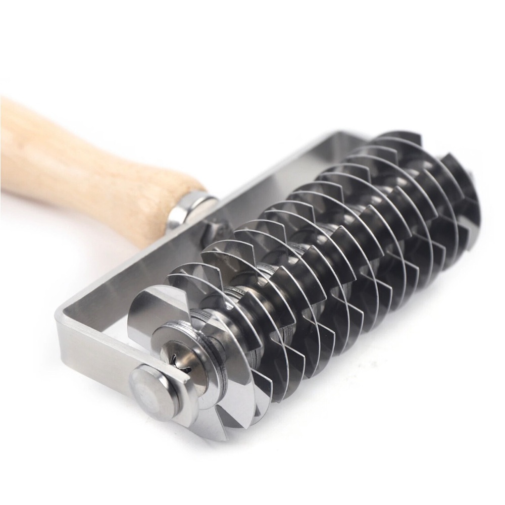 Stainless Steel Pastry Dough Lattice Roller Cutter with Wooden Handle